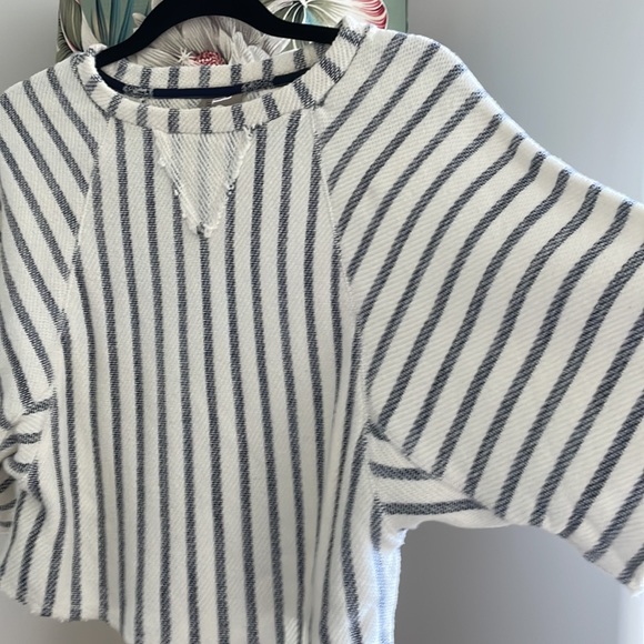 Dolman-Sleeved Striped Crop Sweater - Picture 2 of 5